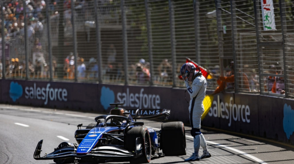 Alex Albon Crashes Out During FP1 Ahead of the 2024 F1 Australian Grand Prix.